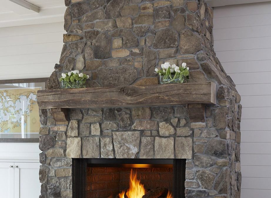 Creating Warm Memories with Modern Fireplace Accessories and Design